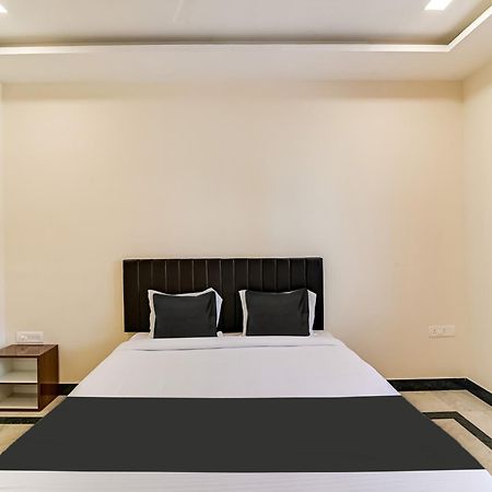 Hotel O Rj Royal Inn Vellore Bagian luar foto