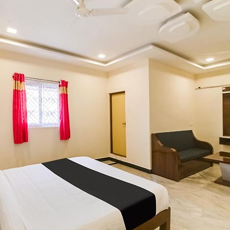 Hotel O Rj Royal Inn Vellore Bagian luar foto